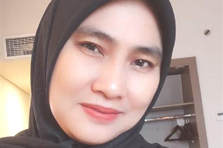 Stella, 32 — Escort in Enrekang, Indonesia