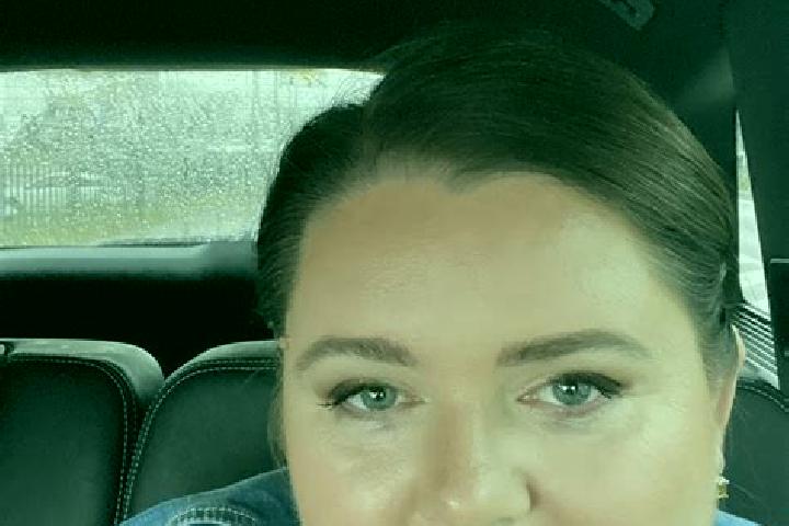 Stella, 32 — Escort in Horna Micina, Slovakia