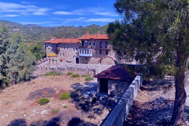 Stella, 32 — Escort in Megali Panagia, Greece