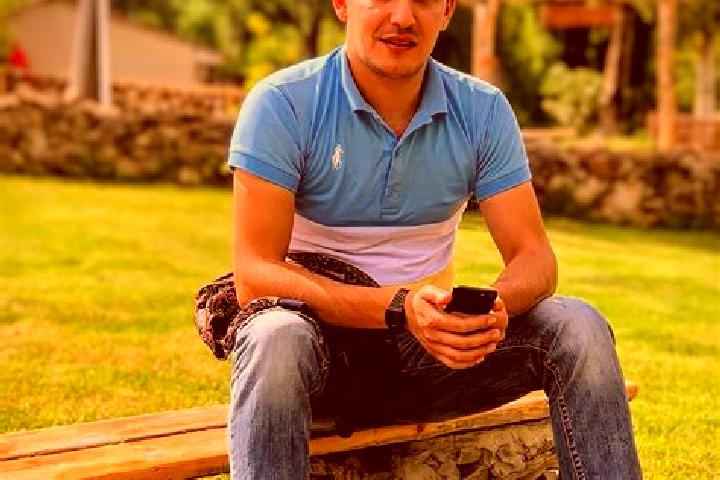 Stella, 32 — Escort in Nubarashen, Armenia