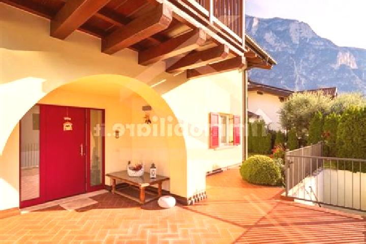 Stella, 32 — Escort in Rovere della Luna, Italy