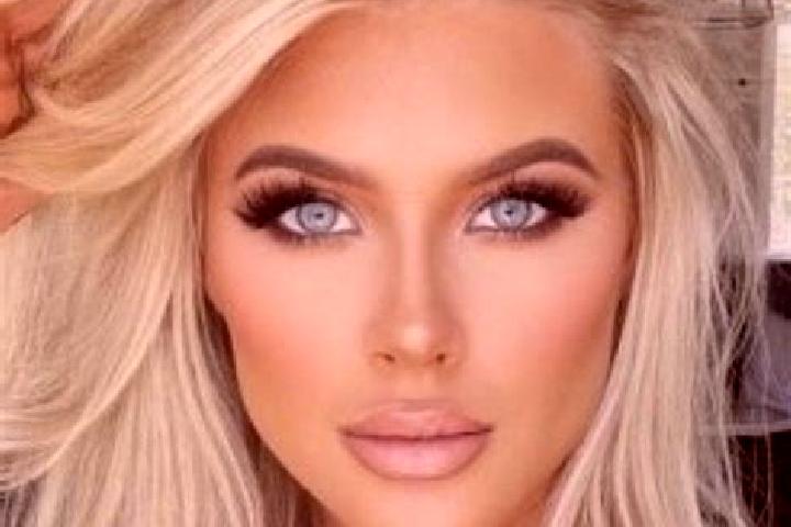 Stella, 33, a platinum blonde green-eyed slavic companion based in Kilsyth. Offering Massage, A-Level, Dinner Date, Duos. Available for incall and outcall, o...