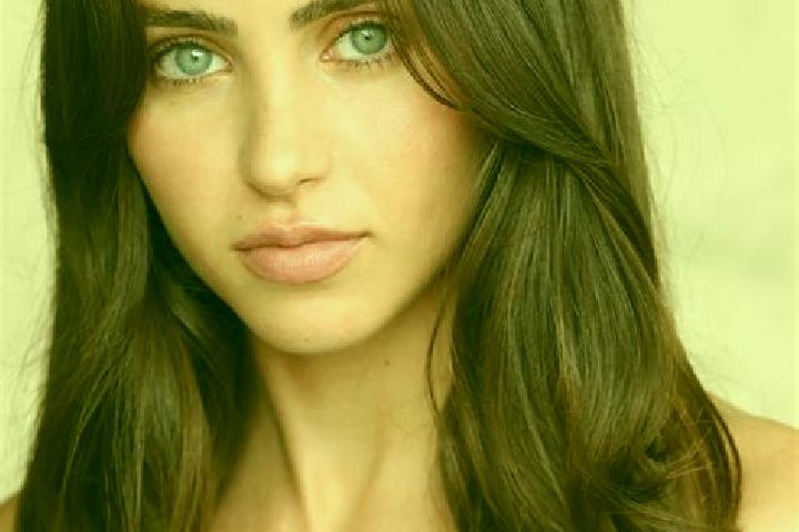 Stella, 33, a red dark-eyed middle eastern companion based in Hatipler. Offering Striptease, Domination, Fetish. Available for incall and outcall, day and ev...
