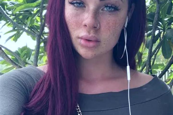 Stella, 33, a red hazel-eyed caribbean companion based in La Selle-sur-le-Bied. Offering BDSM, Girlfriend Experience, Overnight. Available for incall and out...