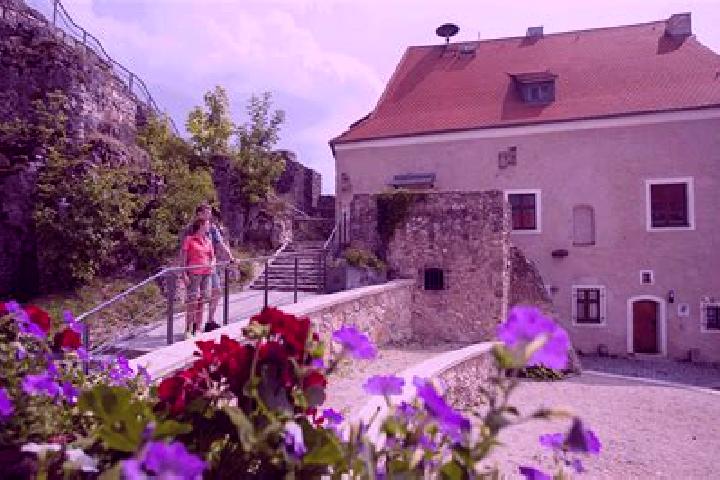 Stella, 33 — Escort in Lupburg, Germany