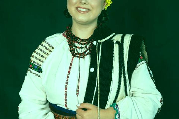 Stella, 33 — Escort in Marginea, Romania