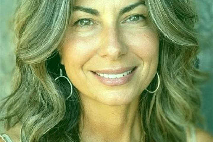 Stella, 34, a brunette grey-eyed caucasian companion based in Varnavas. Offering OWO, Overnight, Massage. Available for incall and outcall, day and evening d...