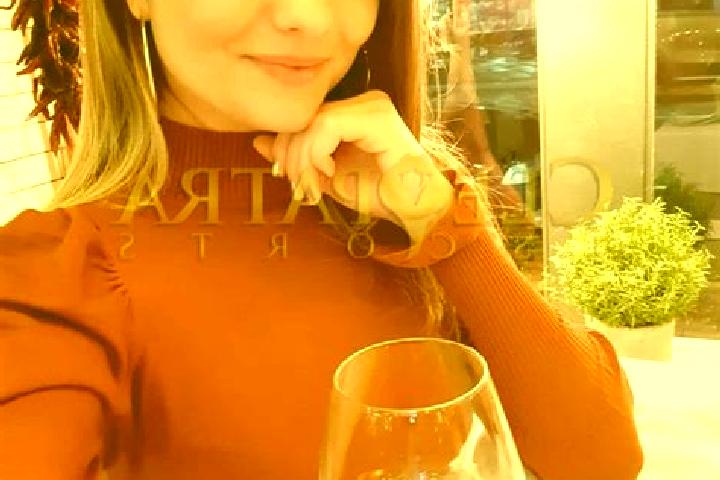 Stella, 34, a chestnut amber-eyed middle eastern companion based in Bezpalche. Offering Prostate Massage, Dinner Date, Couples, Fetish, GFE. Available for in...