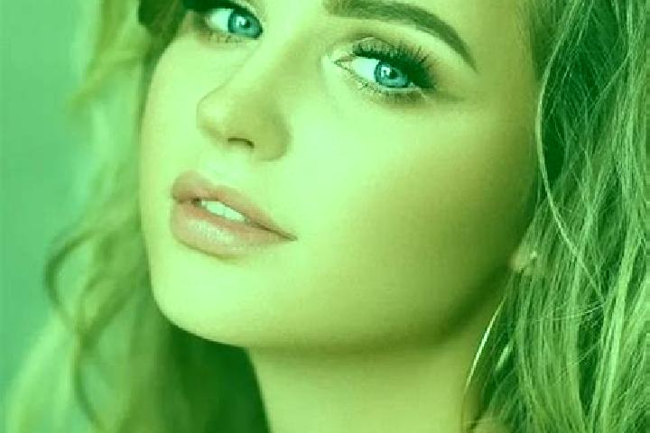 Stella, 34, a dark blonde blue-eyed middle eastern companion based in Saidpura. Offering Deep French Kissing, Party Girl, Tantra, GFE. Available for incall a...
