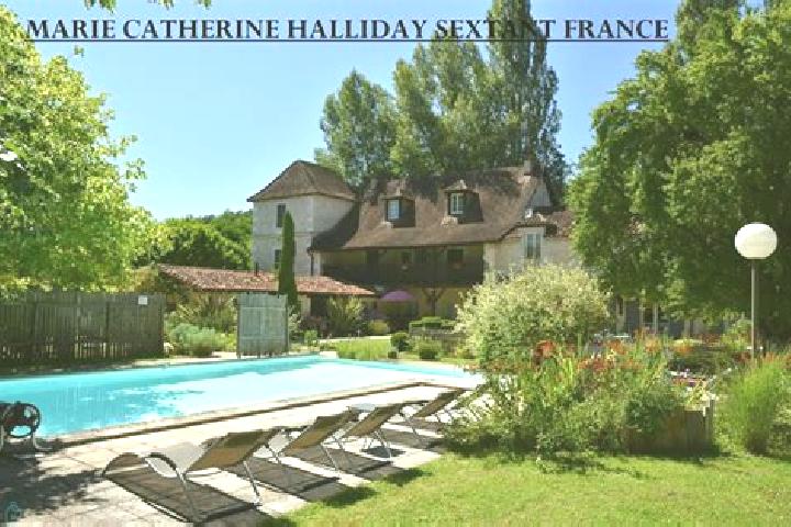 Stella, 34 — Escort in Antonne, France