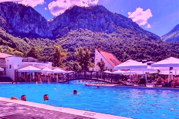 Stella, 34 — Escort in Baile Dranceni, Romania