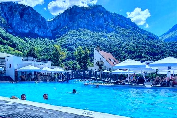 Stella, 34 — Escort in Faurei, Romania