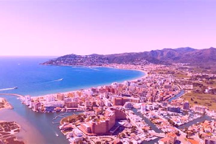 Stella, 34 — Escort in Roses, Spain