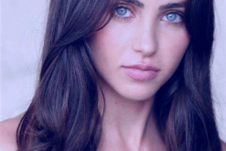 Stella, 35, a black brown-eyed european companion based in Novillas. Offering Roleplay, A-Level, Tantra. Available for incall and outcall, overnight bookings...
