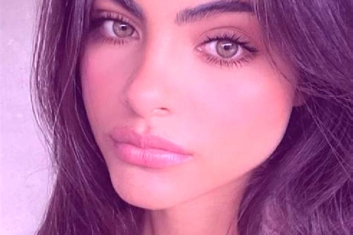 Stella, 35, a dark blonde dark-eyed indian companion based in Oakleigh. Offering Deep French Kissing, OWO, 69, Duos, GFE. Available for incall and outcall, d...