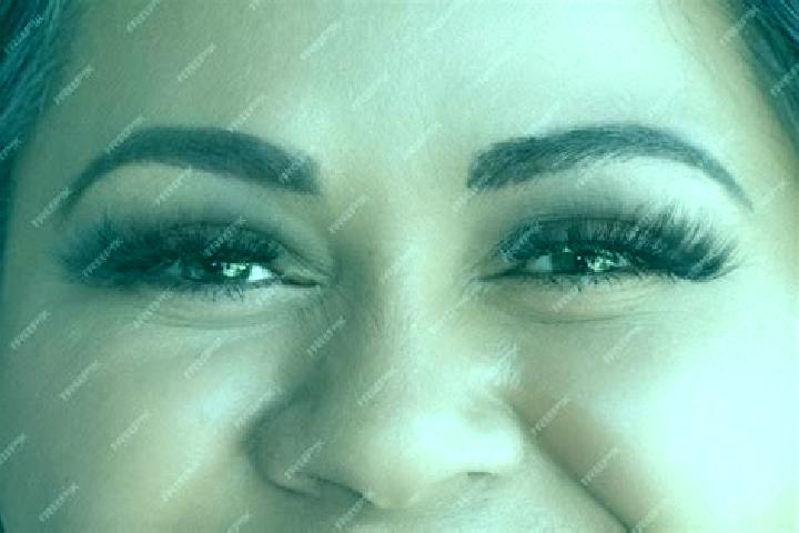 Stella, 35, a red green-eyed latina companion based in Glott. Offering Duos, Striptease. Available for incall and outcall, overnight bookings available.