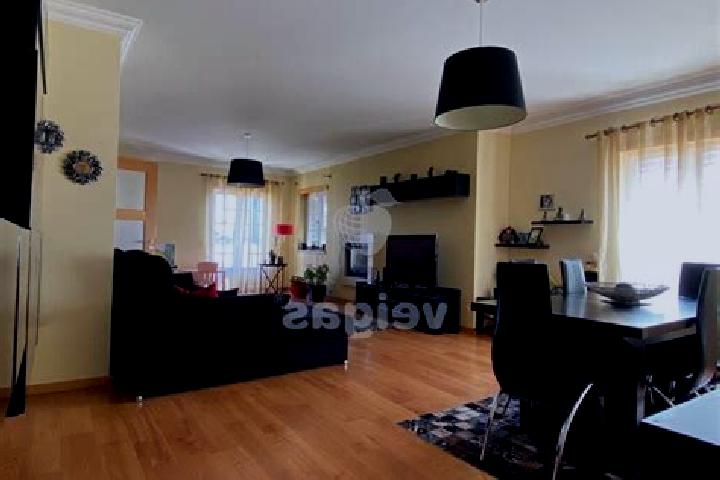Stella, 35 — Escort in Gaeiras, Portugal