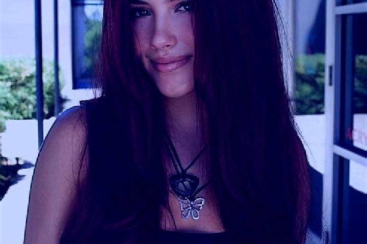 Stella, 36, a auburn dark-eyed mixed companion based in Yantian. Offering Couples, Overnight, Prostate Massage. Available for incall and outcall, overnight b...