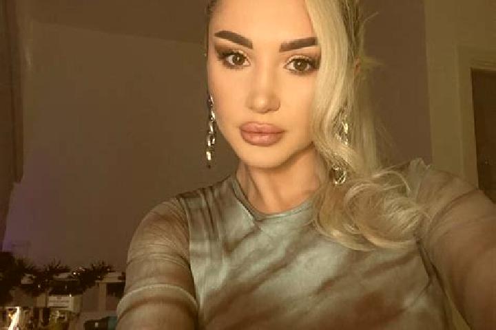 Stella, 36, a blonde grey-eyed mixed companion based in Zuojia. Offering A-Level, GFE, Massage, Duos. Available for incall and outcall, overnight bookings av...