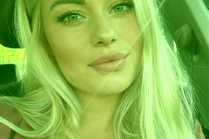 Stella, 36, a blonde hazel-eyed mixed companion based in Hauhena. Offering Deep French Kissing, OWO, Dinner Date, Erotic Massage, CIM. Available for incall a...