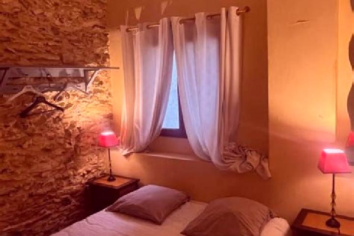 Stella, 36 — Escort in Raizeux, France