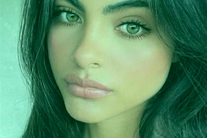 Stella, 37, a brunette green-eyed european companion based in Zhongtang. Offering Massage, Erotic Massage, CIM, Deep French Kissing, Couples. Available for i...