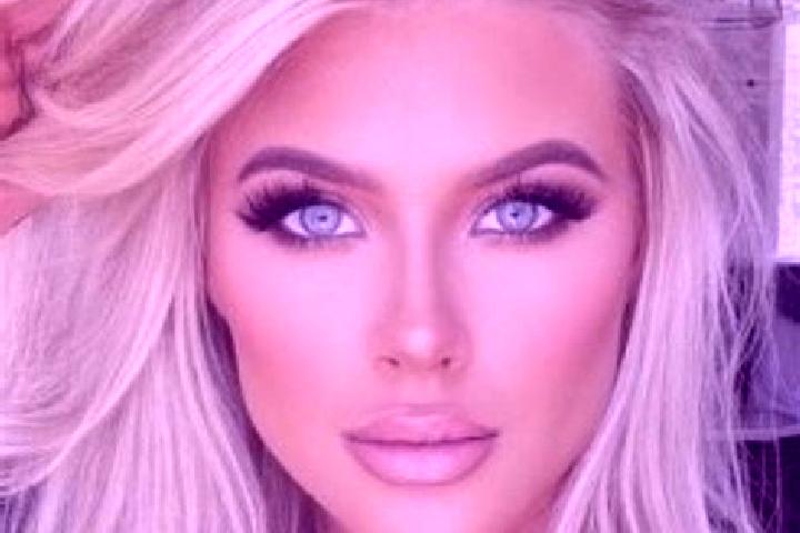 Stella, 37, a platinum blonde dark-eyed middle eastern companion based in Biesme-sous-Thuin. Offering OWO, Prostate Massage, Deep French Kissing, Fetish, Gir...