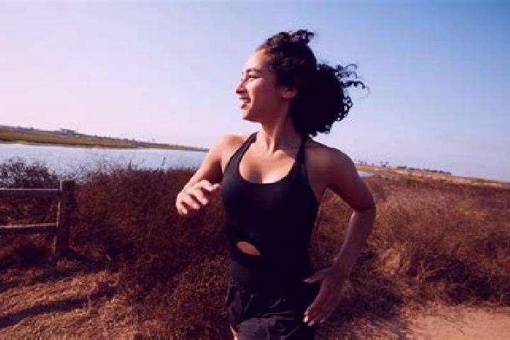 Stella, 37 — Escort in Denizciler, Turkey
