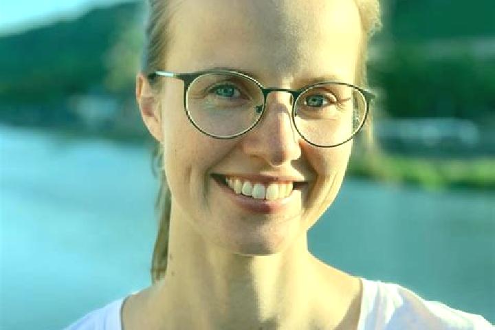 Stella, 37 — Escort in Langensendelbach, Germany