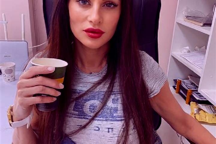 Stella, 37 — Escort in Myshuryn Rih, Ukraine