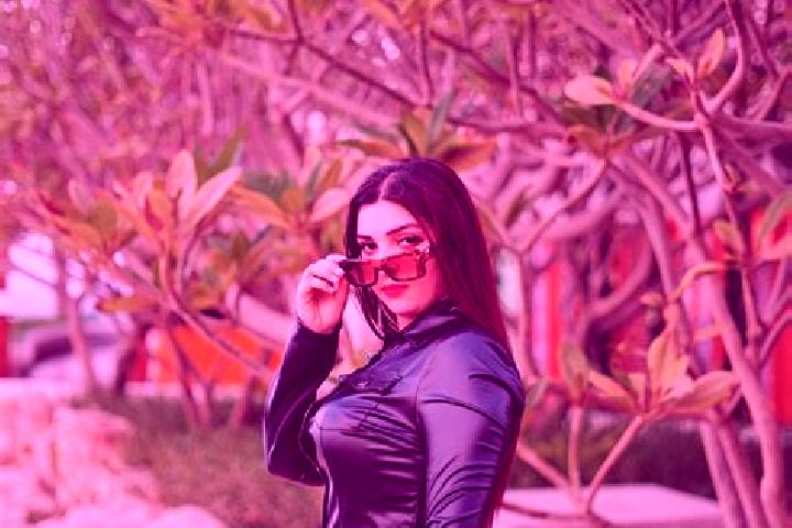 Stella, 37 — Escort in Saman, Iran