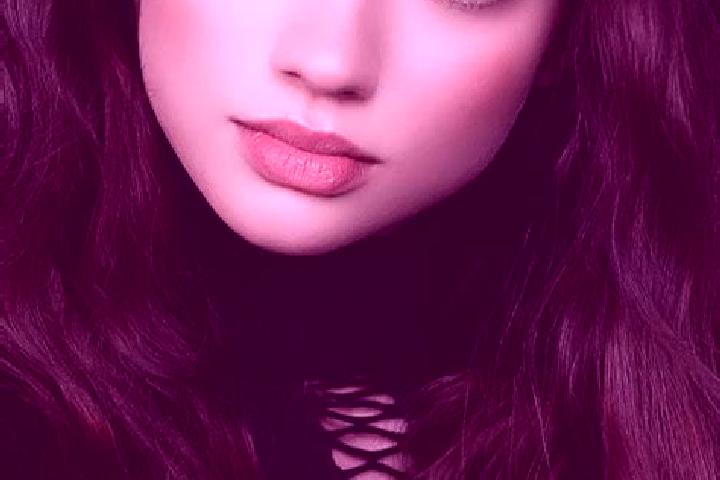 Stella, 38, a brunette dark-eyed european companion based in Blueridge. Offering A-Level, Massage, Erotic Massage, Striptease. Available for incall and outca...