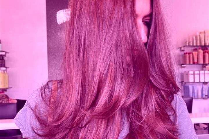 Stella, 38, a chestnut brown-eyed caucasian companion based in Popasna. Offering CIM, Massage, Travel Companion. Available for incall and outcall, day and ev...