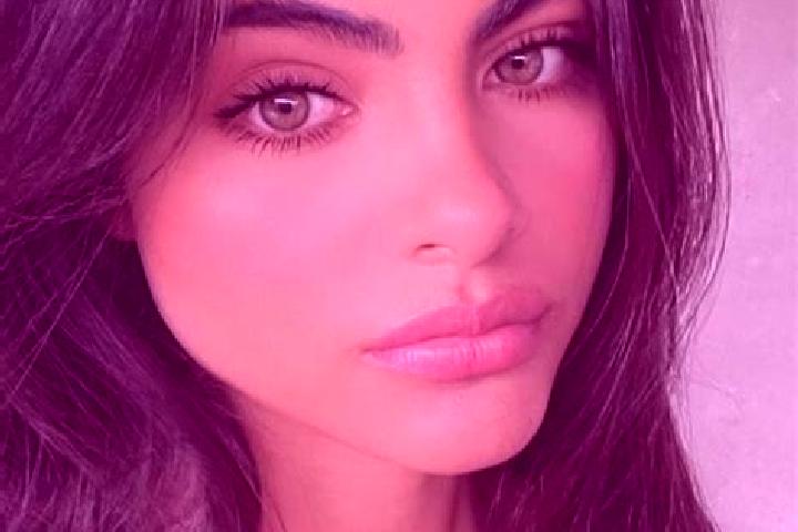Stella, 38, a dark blonde dark-eyed indian companion based in Arevalillo de Cega. Offering Fetish, Dinner Date, GFE, OWO, 69. Available for incall and outcal...
