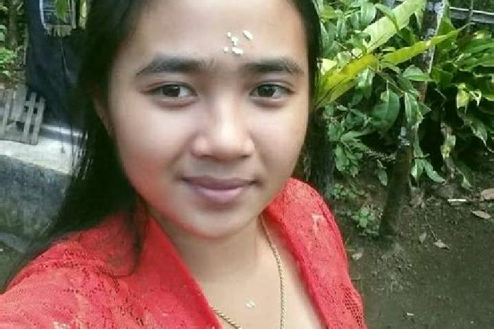 Stella, 38 — Escort in Bungkulan, Indonesia