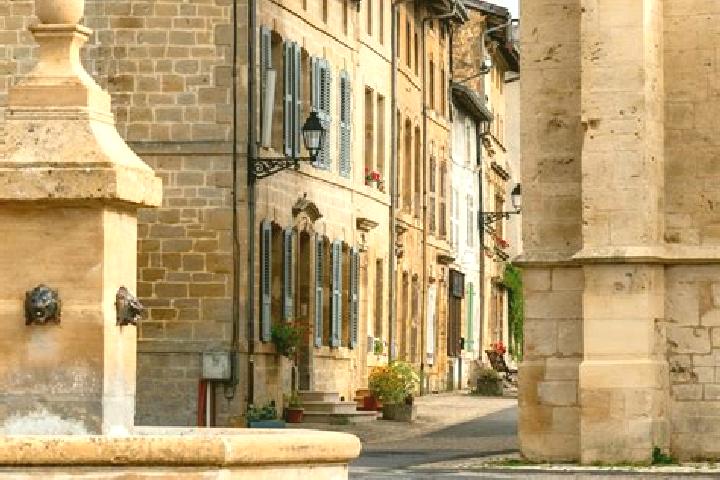 Stella, 38 — Escort in Marville, France