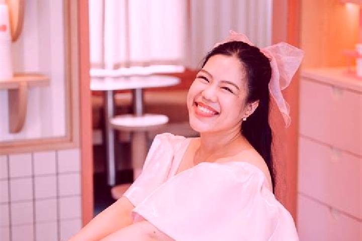 Stella, 38 — Escort in Ronglong, China