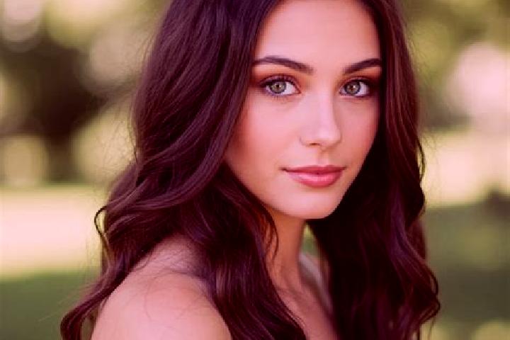 Stella, 39, a brunette hazel-eyed caucasian companion based in Mila. Offering Overnight, Party Girl, Deep French Kissing. Available for incall and outcall, d...