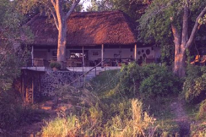 Stella, 39 — Escort in Manyinga, Zambia