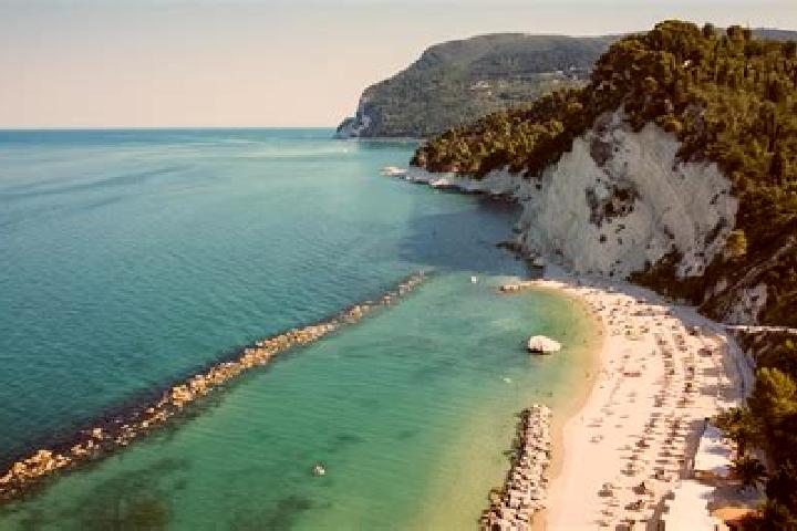 Stella, 39 — Escort in Piane di Montegiorgio, Italy