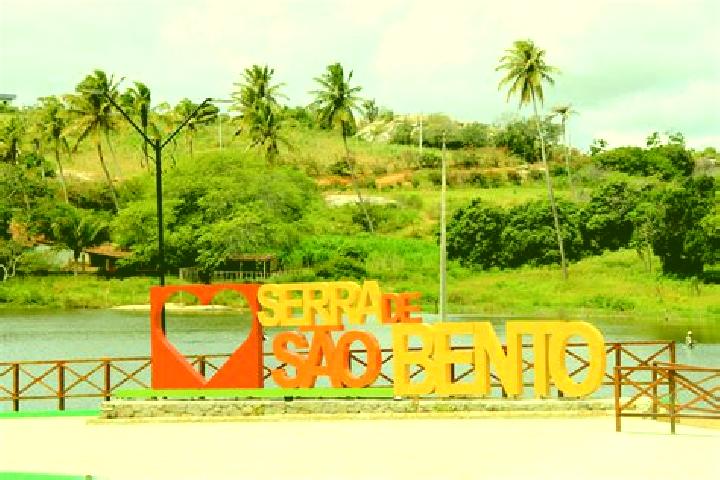 Stella, 39 — Escort in Serra de Sao Bento, Brazil