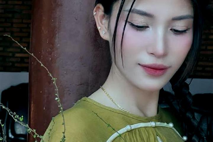 Victoria, 20 — Escort in Hong Ngu, Vietnam