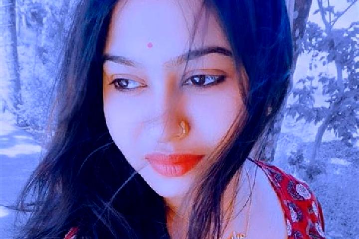 Victoria, 20 — Escort in Madanpur, India