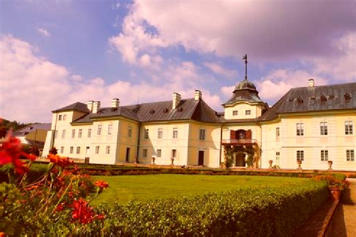 Victoria, 20 — Escort in Manetin, Czech Republic
