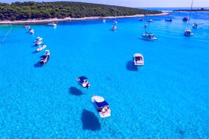 Victoria, 20 — Escort in Otric-Seoci, Croatia