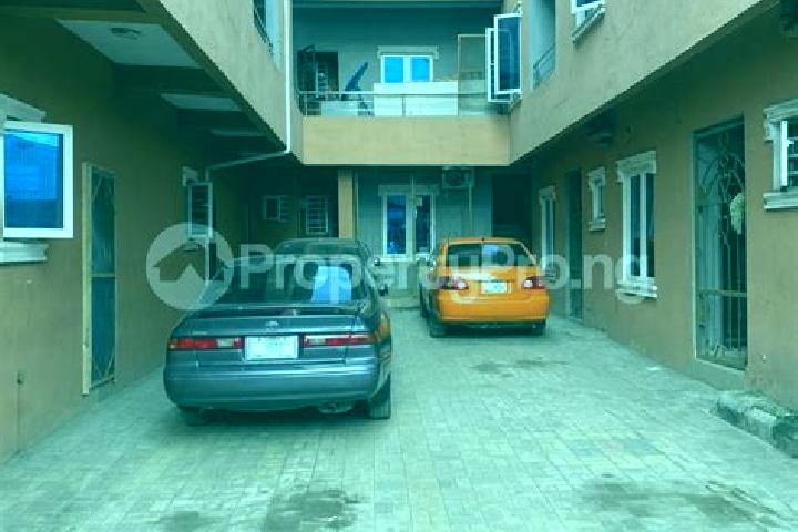 Victoria, 20 — Escort in Shomolu, Nigeria