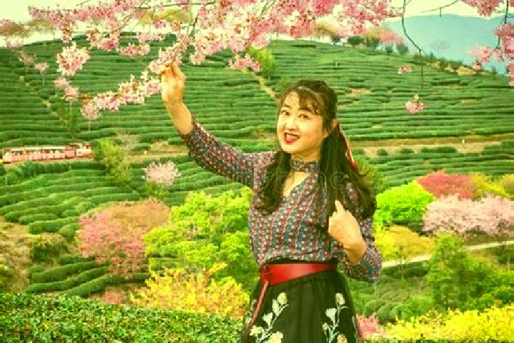 Victoria, 20 — Escort in Yongfu, China