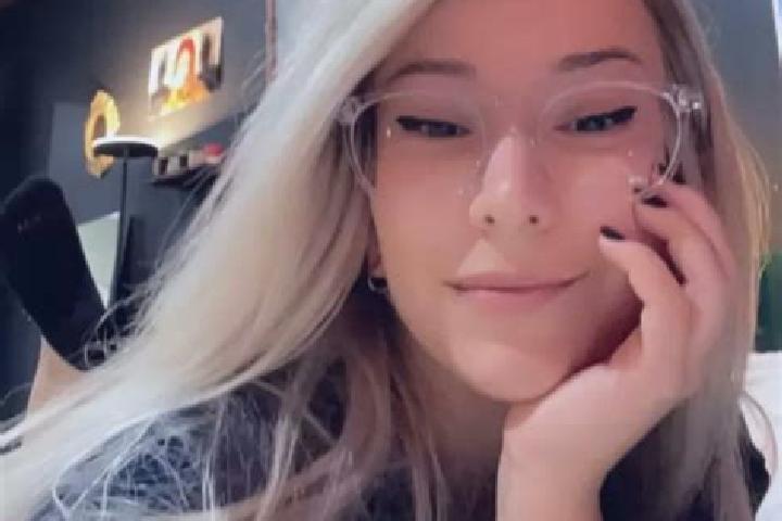Victoria, 21, a blonde dark-eyed indian companion based in Kurort Jonsdorf. Offering 69, Girlfriend Experience, Erotic Massage. Available for incall and outc...