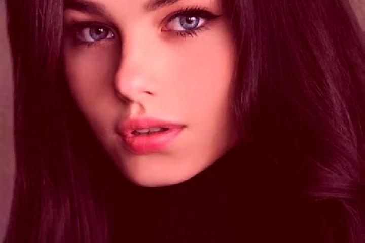 Victoria, 21, a brunette dark-eyed caucasian companion based in Camkalabak. Offering OWO, Striptease. Available for incall and outcall, day and evening dates.