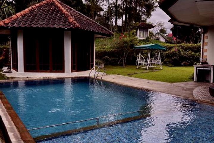 Victoria, 21 — Escort in Pamoyanan, Indonesia
